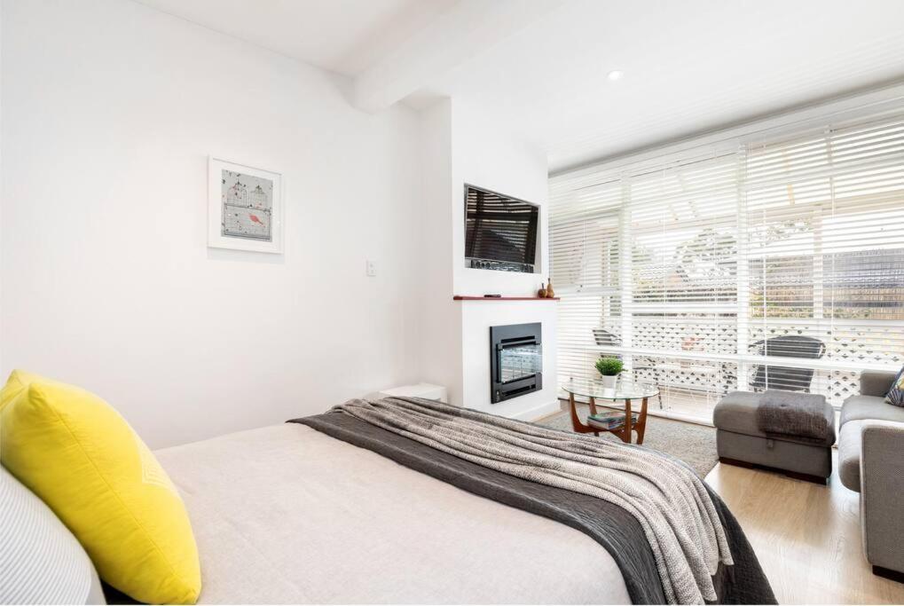 Modern Stylish Self-Contained Studio Apartment Burnside Exterior photo